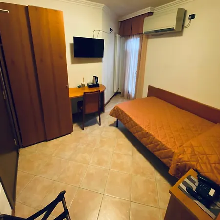Hotel Romagna 3*
